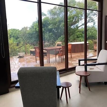 Casa Kuri Apartment